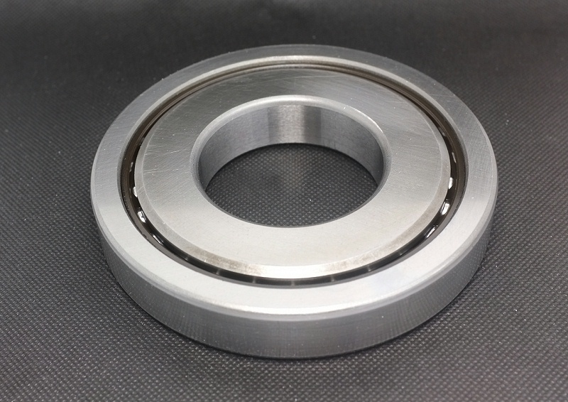 滾珠絲杠兩端用什么軸承